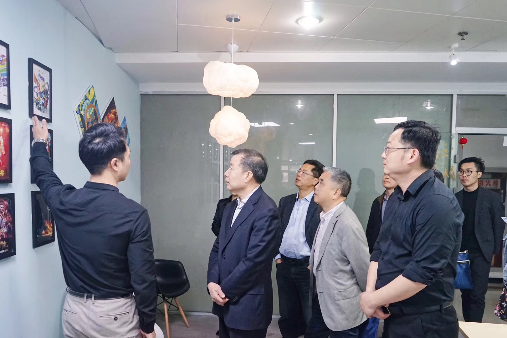 Officials of Jiang Su RTA visit(图1)