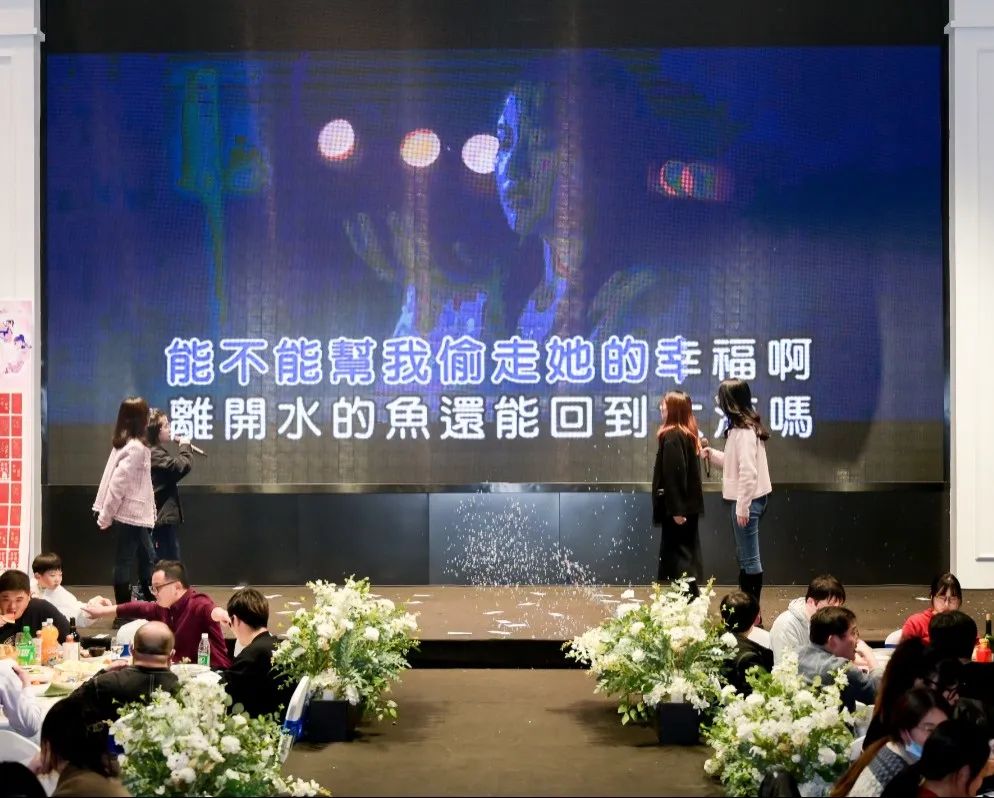1-2304060952401M.jpg